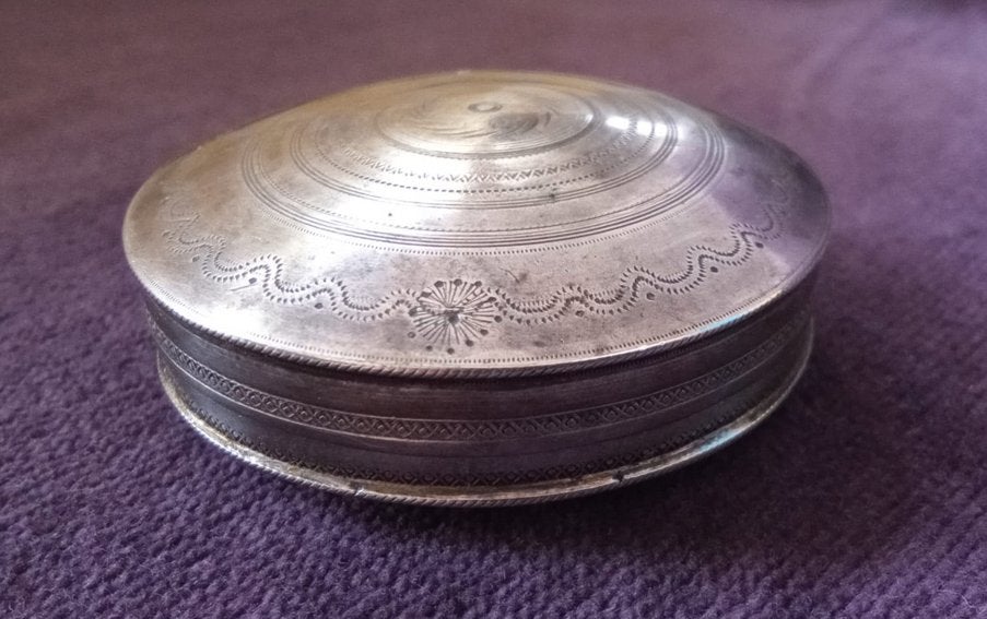 antiek rond zilveren doosje, Amsterdam 1827 J. van Wijk, Ophalen of Verzenden, Zilver
