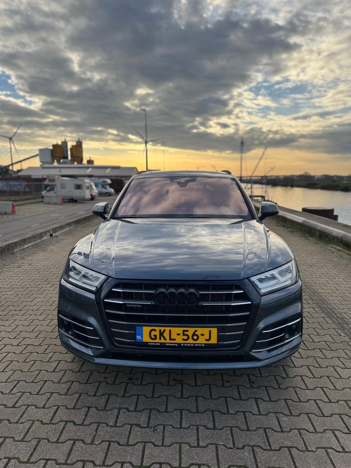 Audi Q5 55 Tfsi e Quattro 367pk S-line PANO HEADUP VOL VOL, Auto's, 2005 kg, 1750 kg, Zwart, 4 cilinders