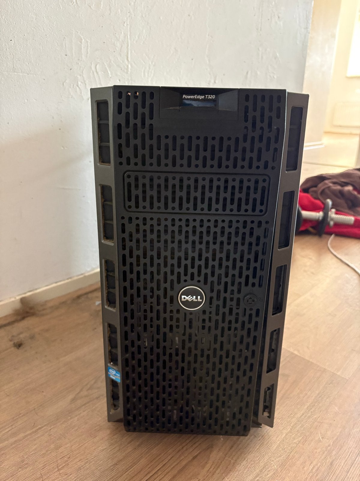 Dell PowerEdge T320 Server, Ophalen, Gebruikt, 2 tot 3 Ghz, 64 GB