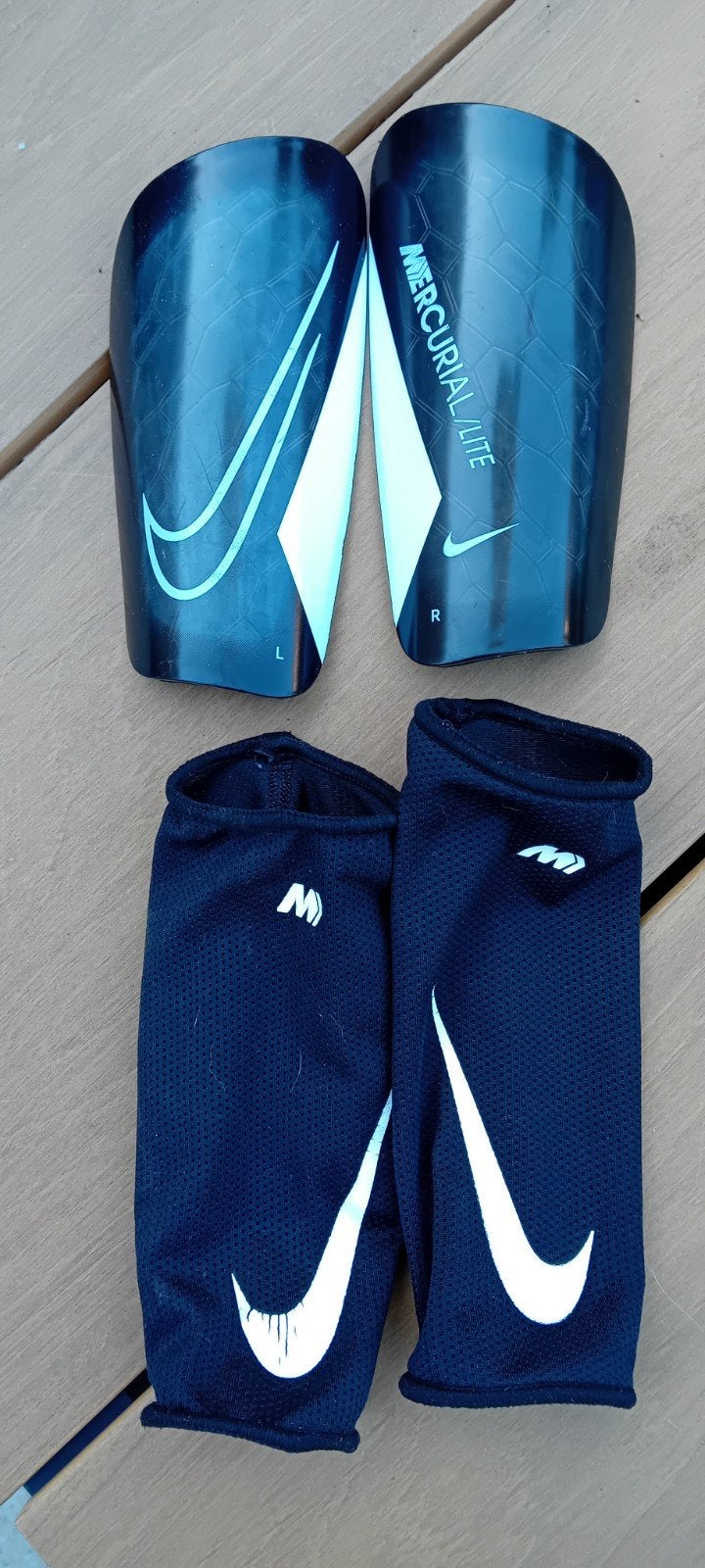 Nike Mercurial Lite Scheenbeschermers maat Sleeves - Maat S, Maat S, Ophalen of Verzenden, Zo goed als nieuw, Overige typen