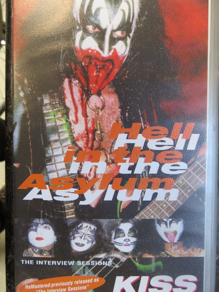 Kiss - Hell in the Asylum, Alle leeftijden, Ophalen, Gebruikt, Muziek en Concerten