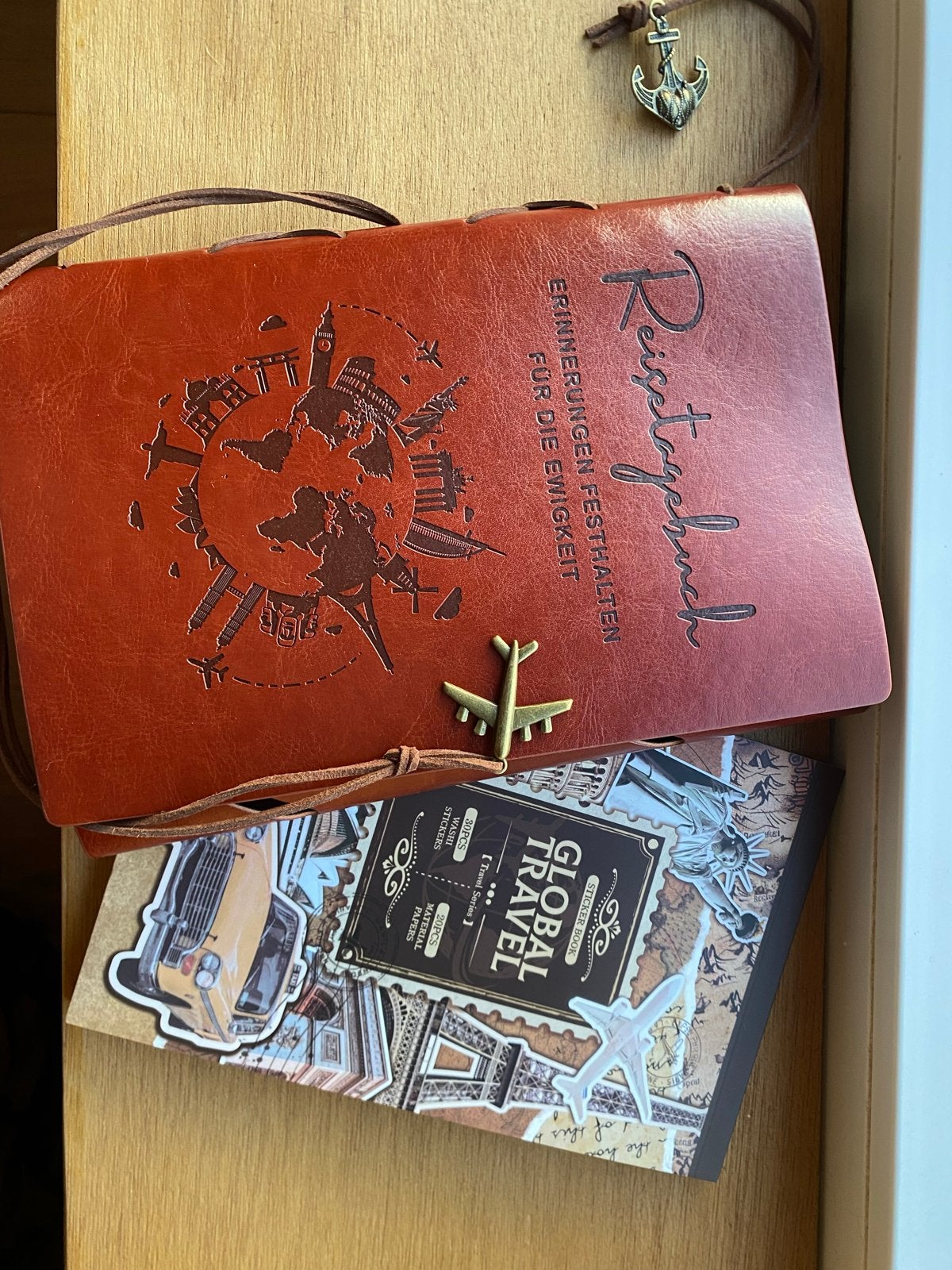 Reisdagboek & Sticker Collectie - Perfect Cadeau!, Diversen, Notitieboeken, Ophalen of Verzenden, Nieuw