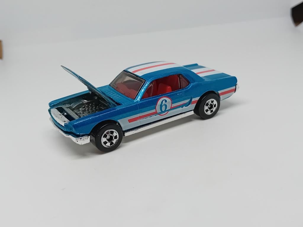 Hot Wheels 65 Ford Mustang Target Exclusive Hotwheels, Ophalen of Verzenden, Zo goed als nieuw, Auto