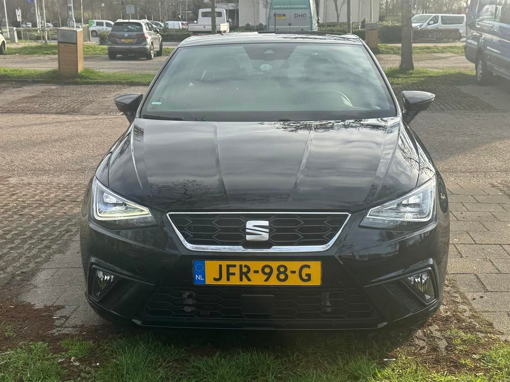 Seat Ibiza 1.5 TSI 150pk Dsg-7 2022 Zwart BTW auto, Auto's, Seat, 1131 kg, 1498 cc, 4 cilinders, 610 kg