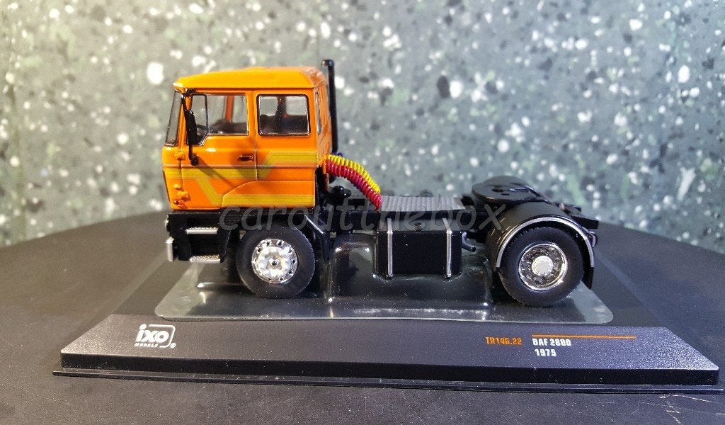 Daf 2800 1975 oranje 1:43 Ixo V868, Verzenden, Nieuw, Bus of Vrachtwagen, Overige merken