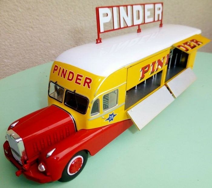 Circus Pinder Bernhard Generator Truck 1:43, Ophalen of Verzenden, Nieuw, Bus of Vrachtwagen, Overige merken