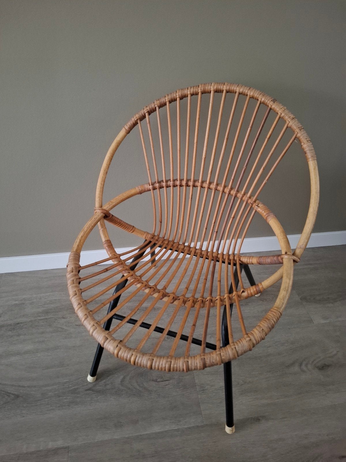 Vintage rotan kuipstoeltje, Rohe Noordwolde, Ophalen