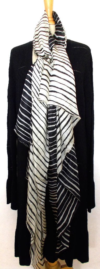 100% silk prachtige grote print sjaal van Lilytime, Kleding | Dames, Verzenden, Nieuw, Maat 42/44 (L), Sjaal
