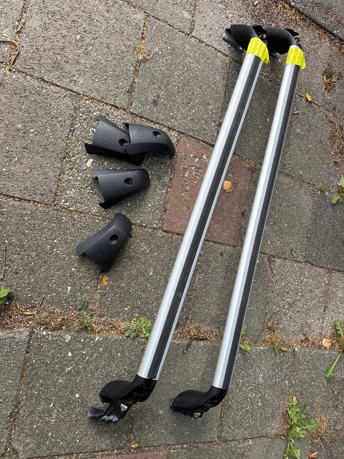 Toyota Prius Plus Wagon Dakdragers (zonder rubbers/sleutels), Ophalen of Verzenden, Gebruikt