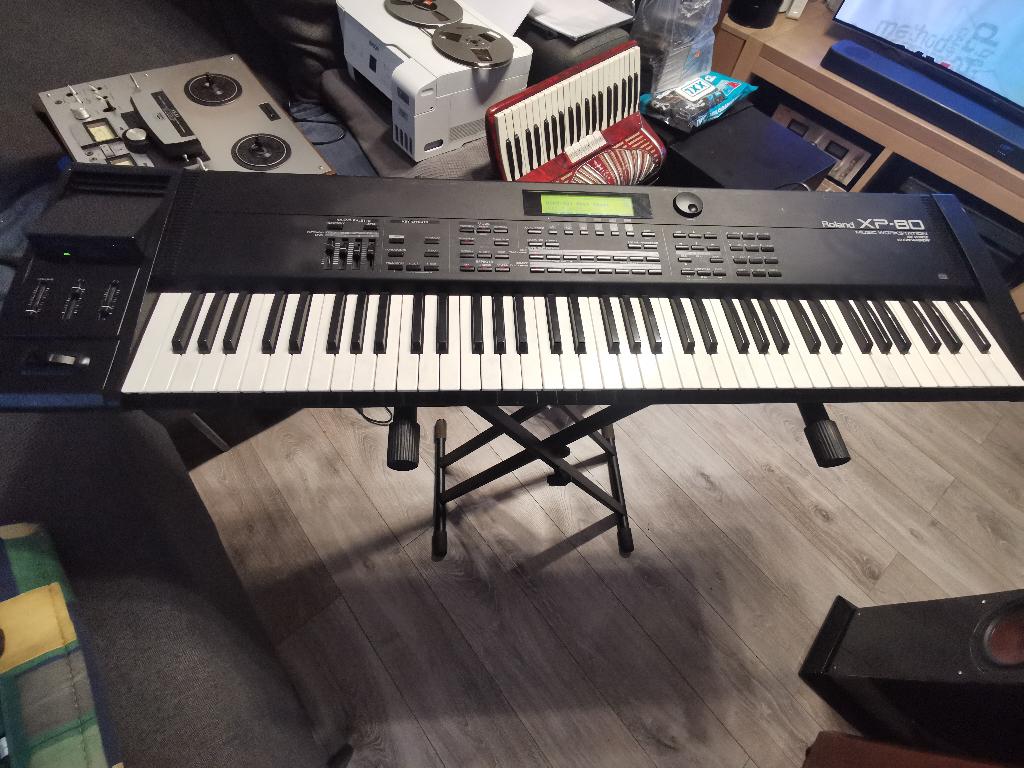 Roland XP-80  -  Roland XV-88, Muziek en Instrumenten, Synthesizers, Ophalen, Gebruikt, 61 toetsen, Roland