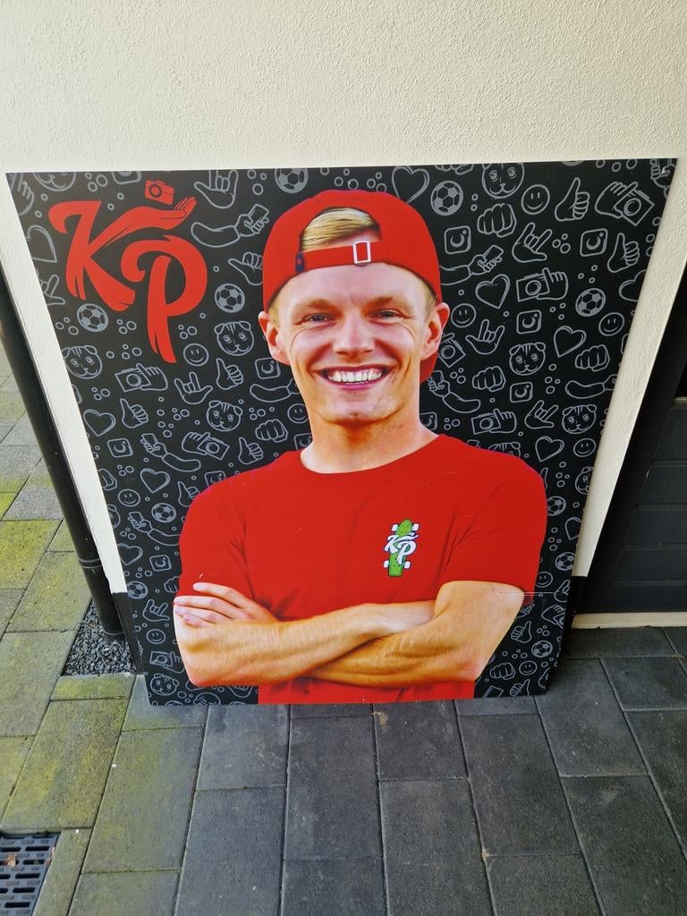 Grote foto van Enzo Knol 100x120 cm, Verzamelen, Posters, Zo goed als nieuw, Film en Tv, Deurposter of groter, Rechthoekig Staand