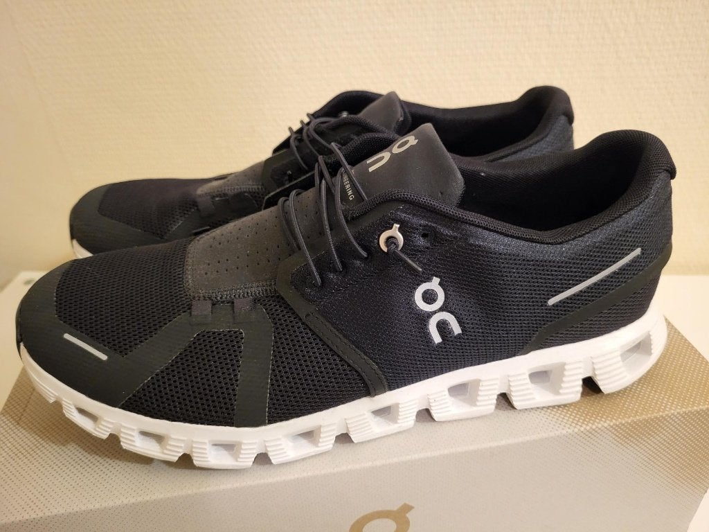 On cloud schoenen maat 45,5 met orig doos z g a n, On Cloud, Zwart, Ophalen of Verzenden, Zo goed als nieuw