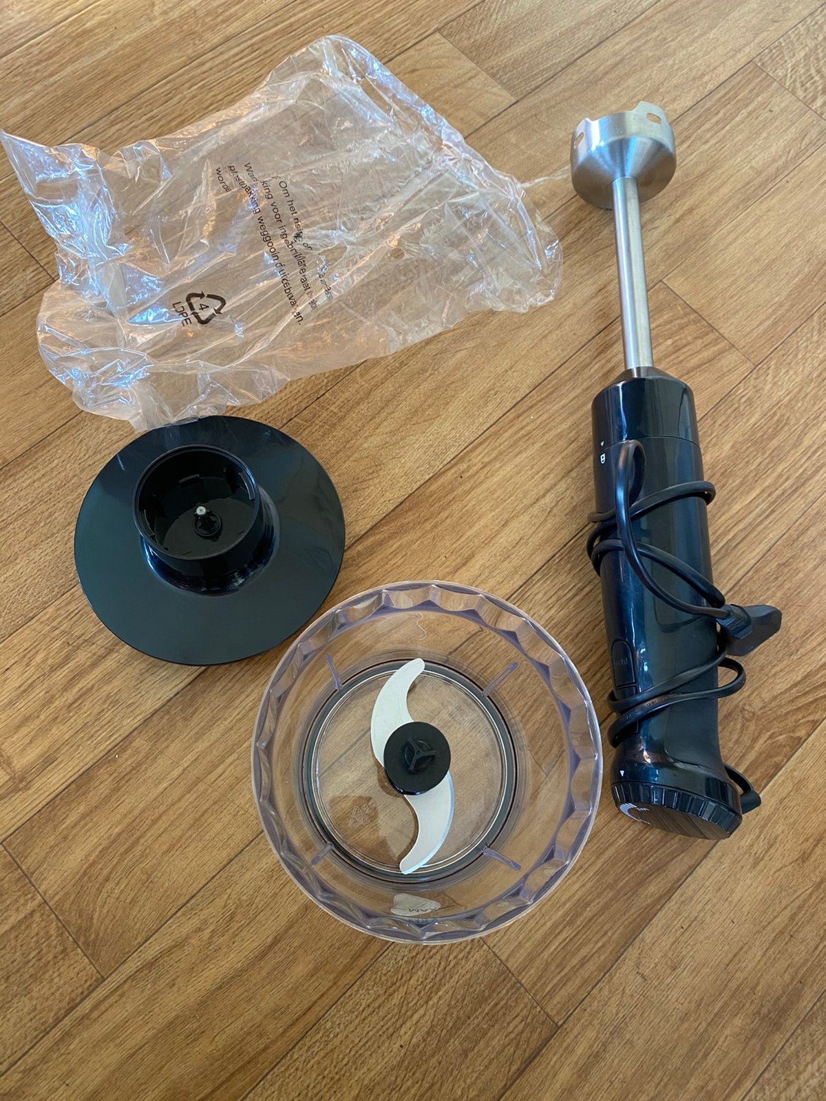 Staafmixer/blender quigg nieuw, Minder dan 1 liter, Ophalen, Zo goed als nieuw