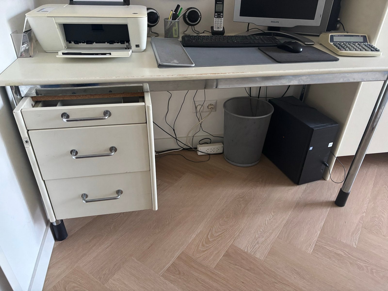 IKEA bureau met ladenblok (145x65x75 cm), Ophalen, Met lades, Gebruikt, IKEA