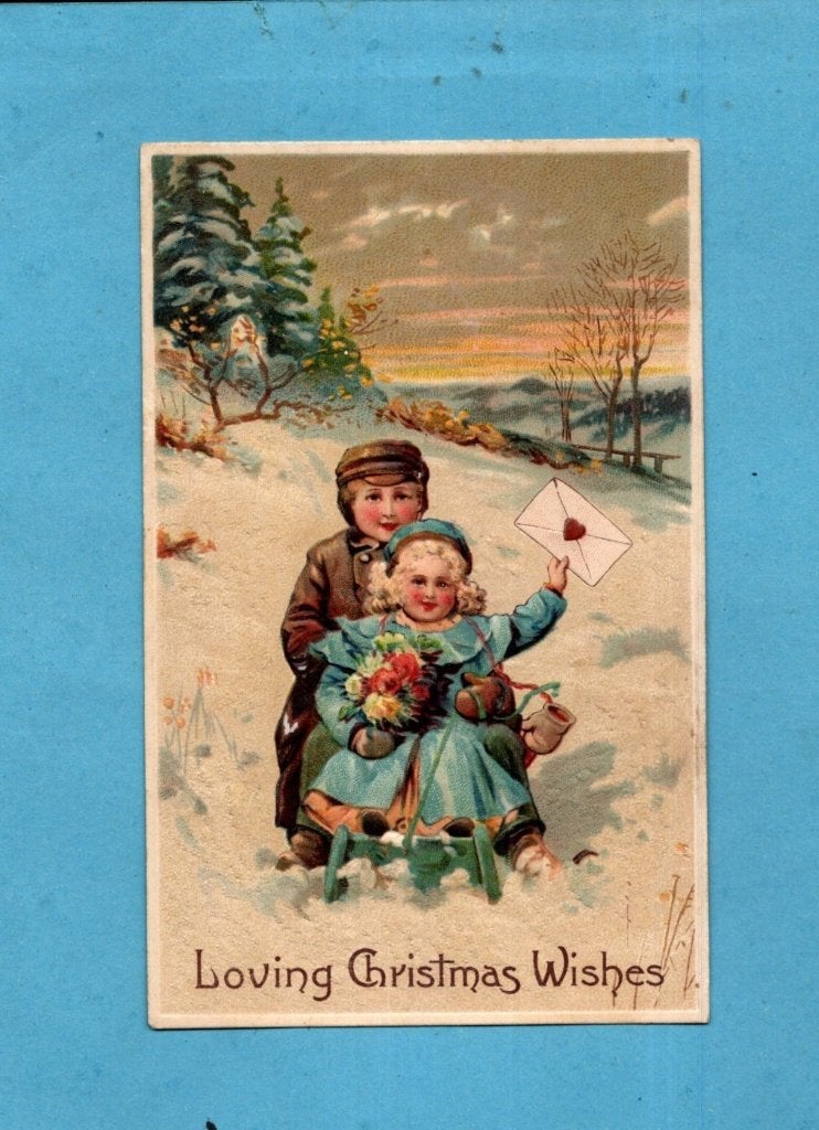 Mooie oude kerstkaart/reliéf W367 - kinderen op sleetje, Ophalen of Verzenden, Voor 1920, Ongelopen, Feest(dag)