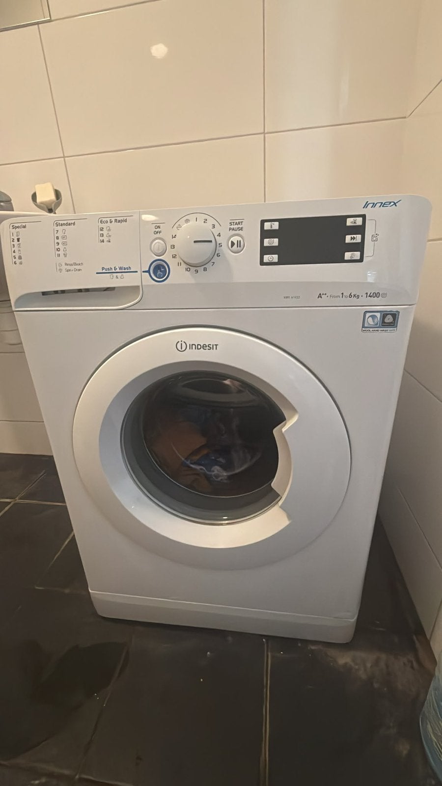 Wasmachine Indesit Innex XWE 61452 A++ 6 kg, Witgoed en Apparatuur, Ophalen, 1200 tot 1600 toeren, Gebruikt, 4 tot 6 kg