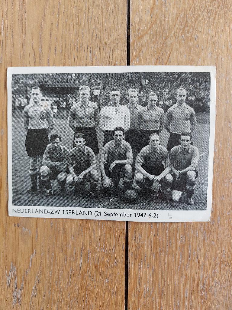 Voetbalplaatje Nederlands Elftal 1947, Ophalen of Verzenden, Gebruikt, Plaatje