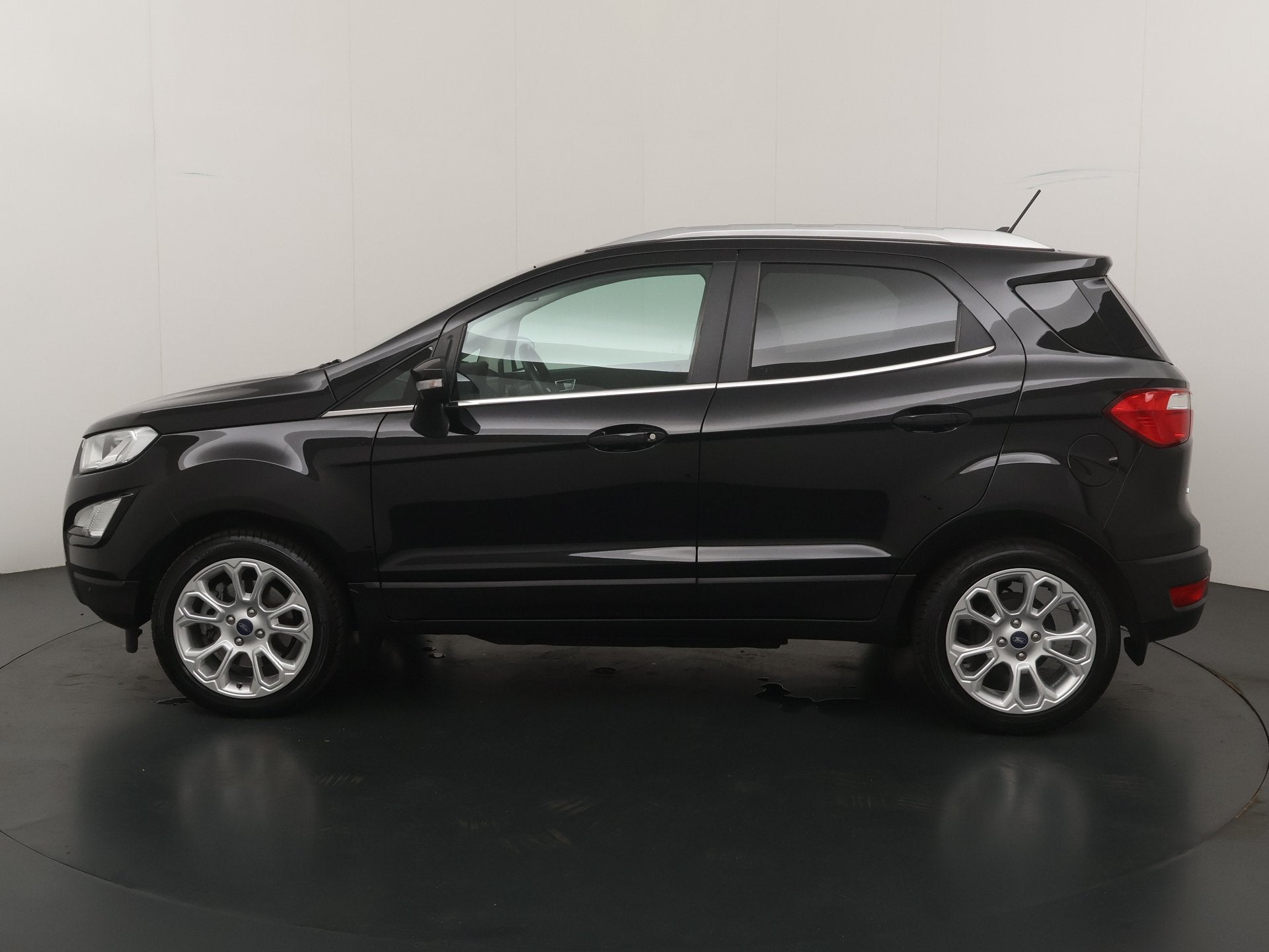Ford EcoSport 125PK EcoBoost Titanium | Camera | Winter Pack, Auto's, Voorwielaandrijving, Gebruikt, Euro 6, Ecosport
