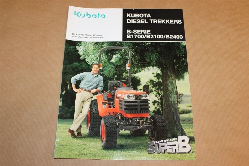 Brochure - Kubota Diesel Trekkers - 1998, Ophalen of Verzenden, Zo goed als nieuw, Tractor en Landbouw