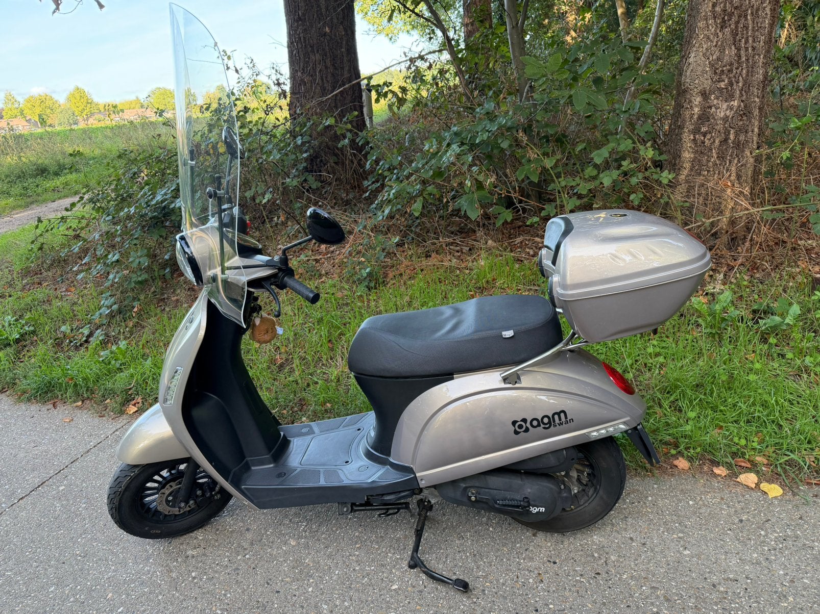 AGM Swan 4-Takt Bromscooter 🛵, Ophalen, Zo goed als nieuw, Benzine, Peugeot