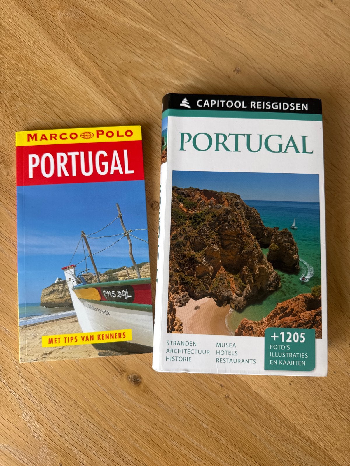 Reisgidsen Portugal: Marco Polo & Capitool, Boeken, Europa, Ophalen of Verzenden, Zo goed als nieuw, Reisgids of -boek