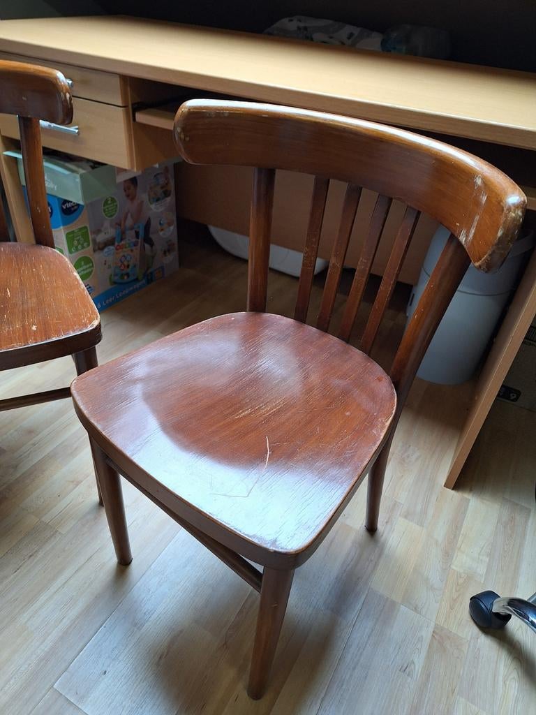 Set van 2 houten stoelen - Gebruikt, Huis en Inrichting, Ophalen, Gebruikt, Twee, Bruin