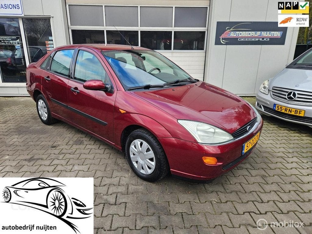 Ford Focus 1.6-16V Ghia AIRCO, Auto's, Ford, 1596 cc, 101 pk, Gebruikt, 4 stoelen