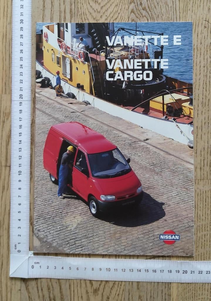 Nissan Vanette Cargo & Vanette E brochure 1996, Ophalen of Verzenden, Gelezen, Nissan