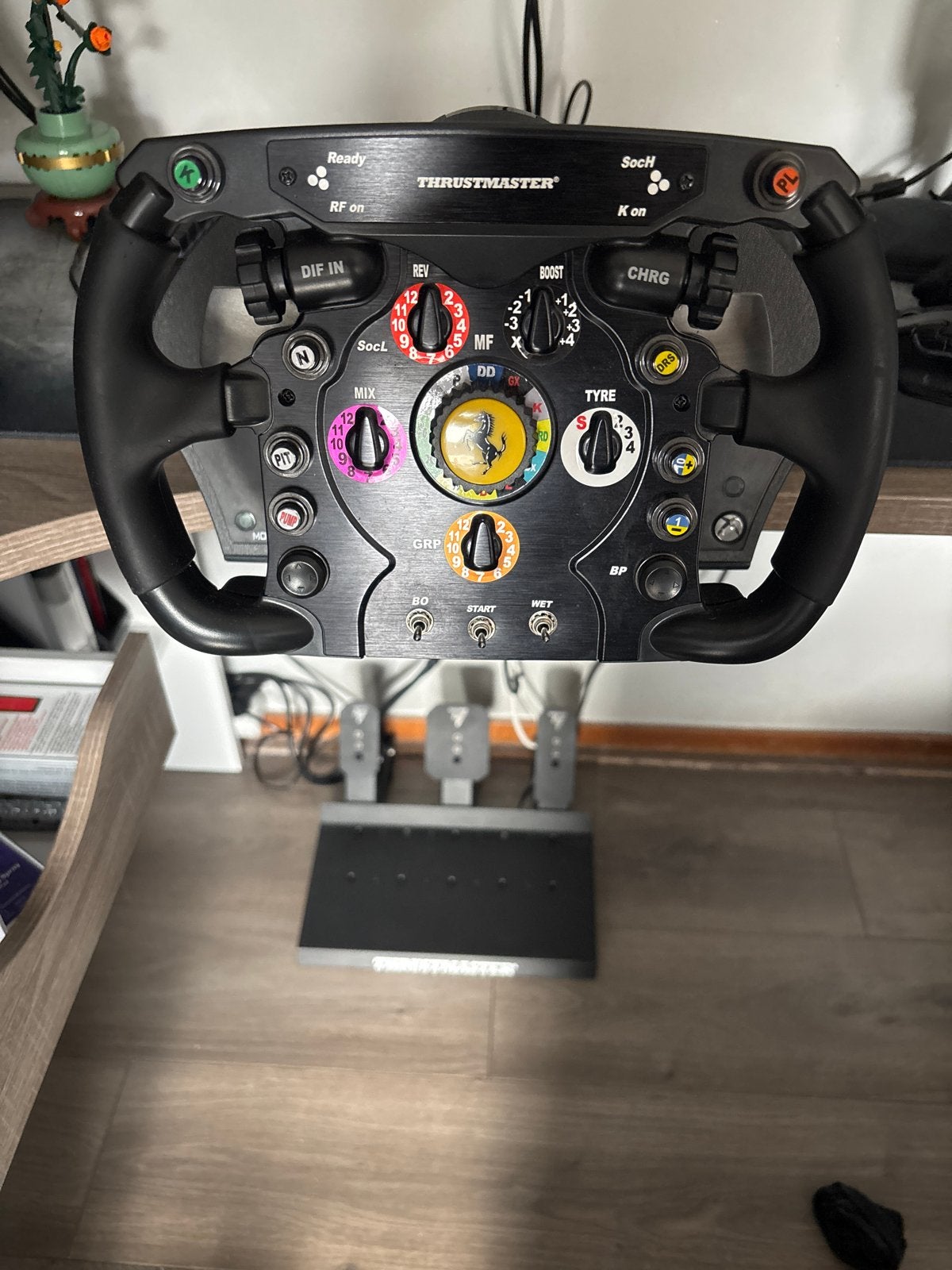 Thrustmaster T-LCM Pedalen en Ferrari F1 Wheel Add-On, Ophalen of Verzenden, Overige merken, Zo goed als nieuw