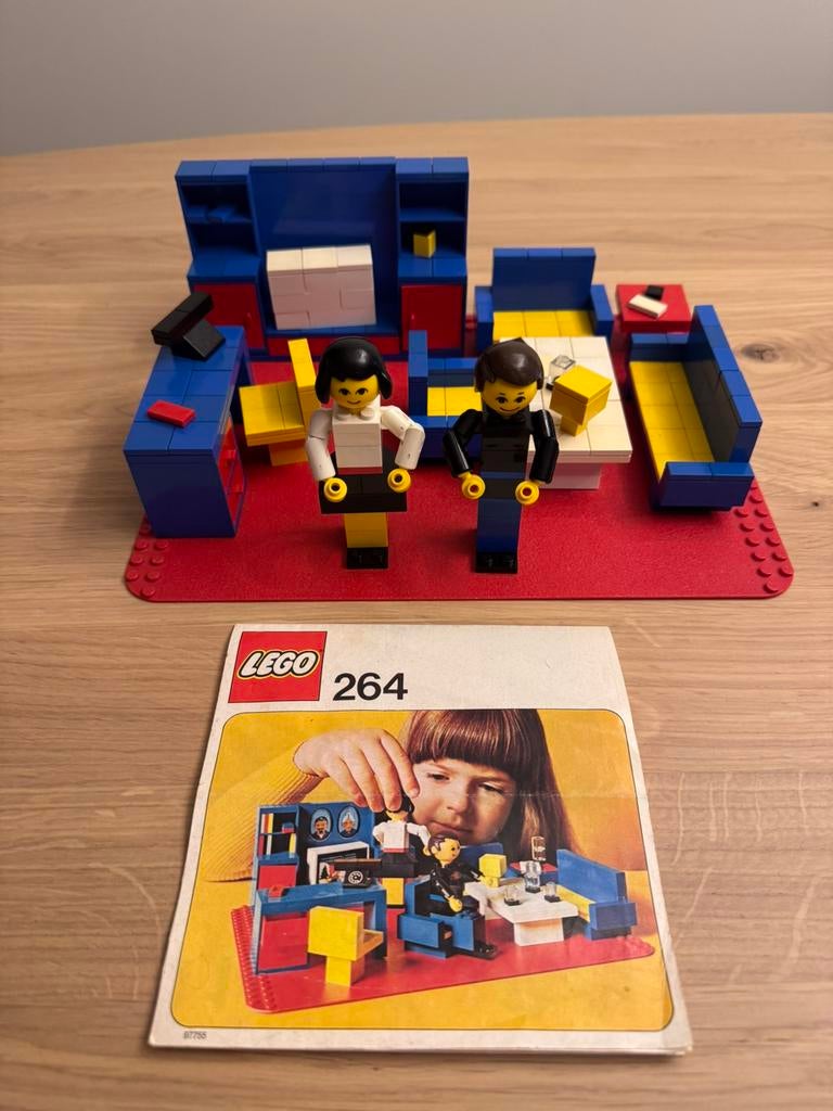 LEGO set 264 Living Room Set, Gebruikt, Lego, Ophalen of Verzenden, Inclusief minifiguren