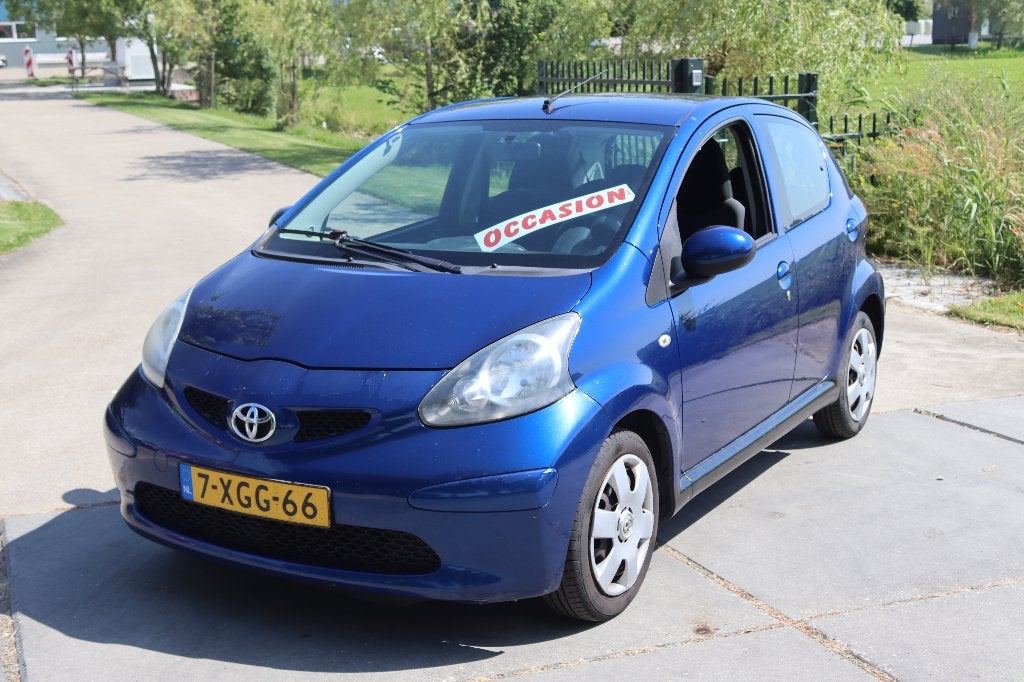 Toyota Aygo 1.0 12V Vvt-i 5DRS 2007 Blauw, Auto's, Voorwielaandrijving, 68 pk, Handgeschakeld, Particulier