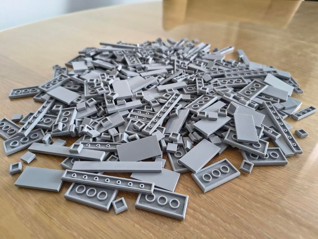 650x LEGO compatibele tegels - Light bluish grey, Kinderen en Baby's, Speelgoed | Duplo en Lego, Gebruikt, Ophalen of Verzenden