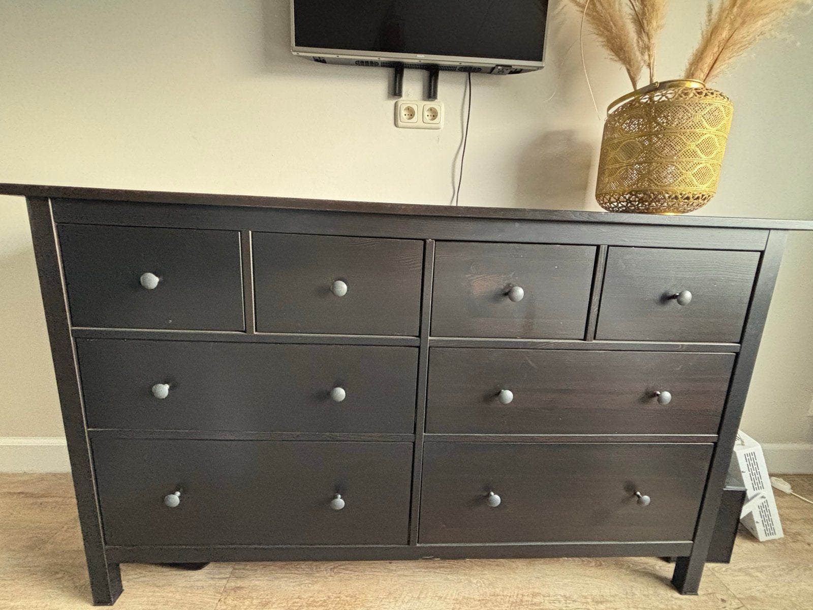 Hemnes ladekast / commode met 8 laden, Ophalen, 100 tot 150 cm, 5 laden of meer, Zo goed als nieuw