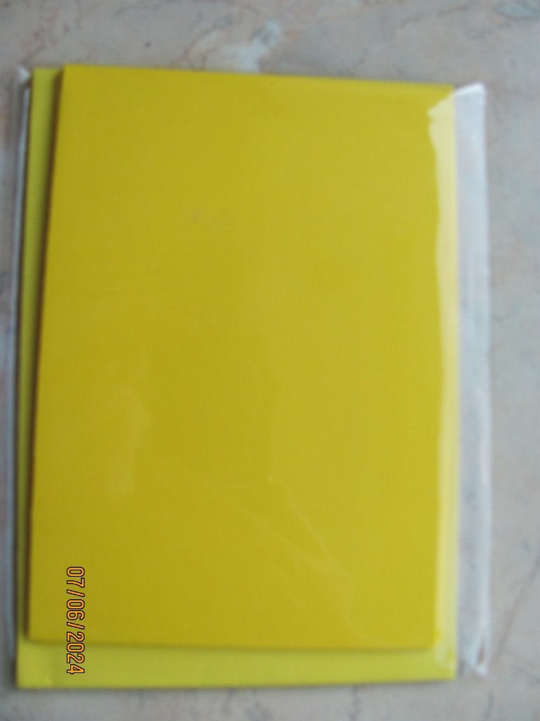 NIEUW 5 x geel KAARTEN dubbel ENVELOP C6 rechthoekig papier, Ophalen of Verzenden, Nieuw, Overige thema's, Overige typen