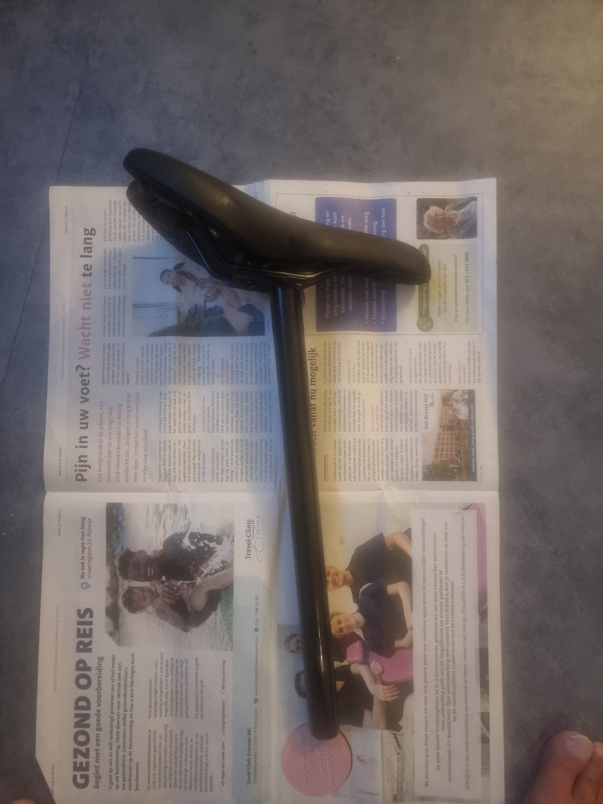 Zadelpen met zadel, zwart, 27,2 mm, Fietsen en Brommers, Ophalen of Verzenden, Zo goed als nieuw, Zadel
