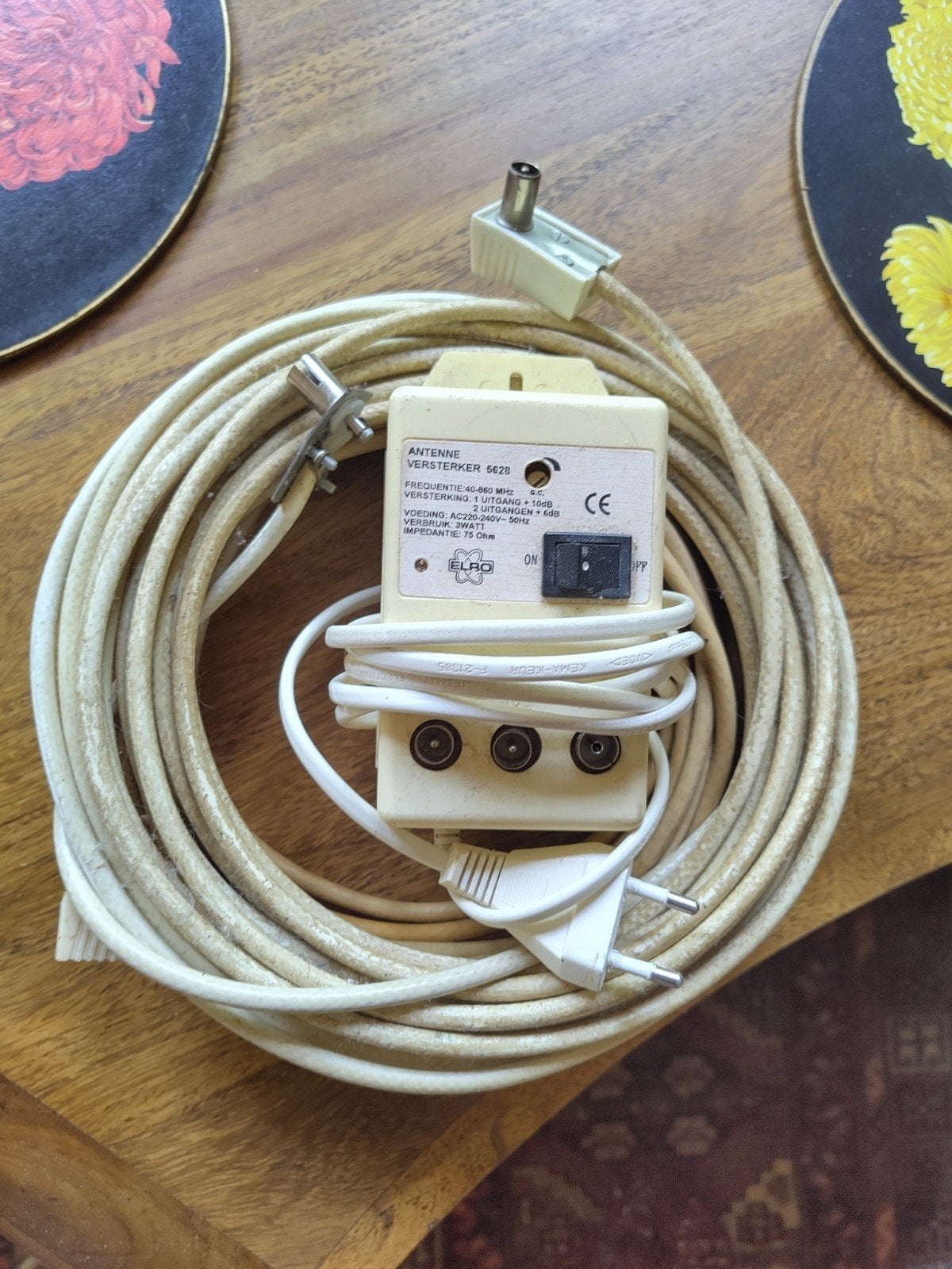 Antenne versterker met 10 á 15 m. coaxkabel., Audio, Tv en Foto, Ophalen, Gebruikt, 10 meter of meer, Coaxiale kabel