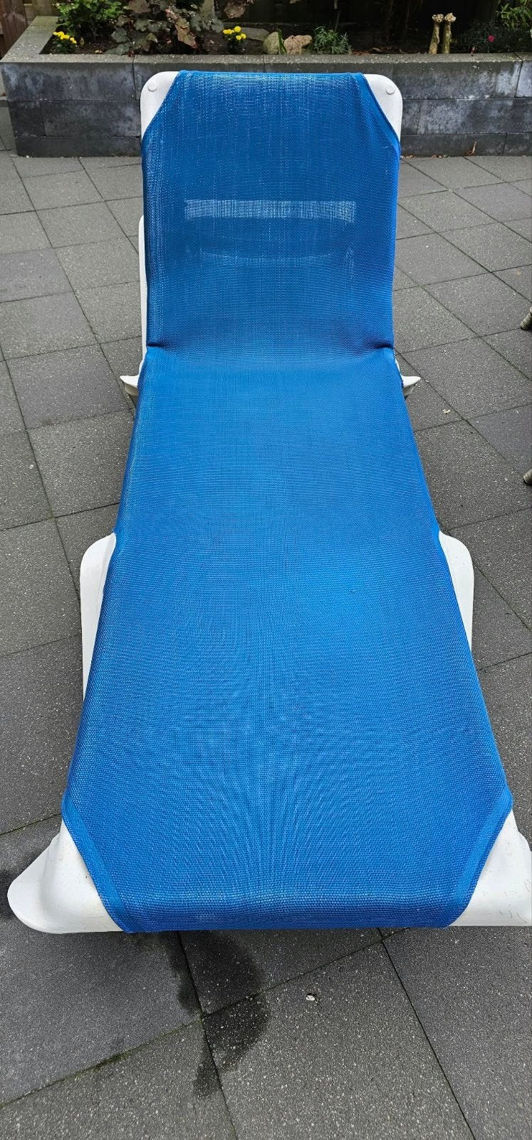 Balliu Strandbed - Kunststof met Degelijk Doek, Ophalen, Gebruikt, Kunststof, Verstelbaar