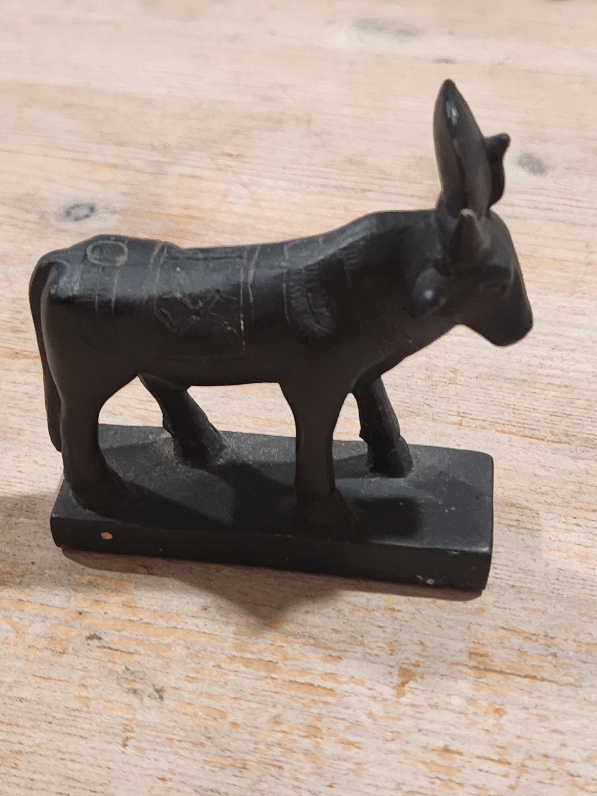 Egyptisch heilige stier Apis, Minder dan 20 cm, Ophalen of Verzenden, Beeld, Bruin