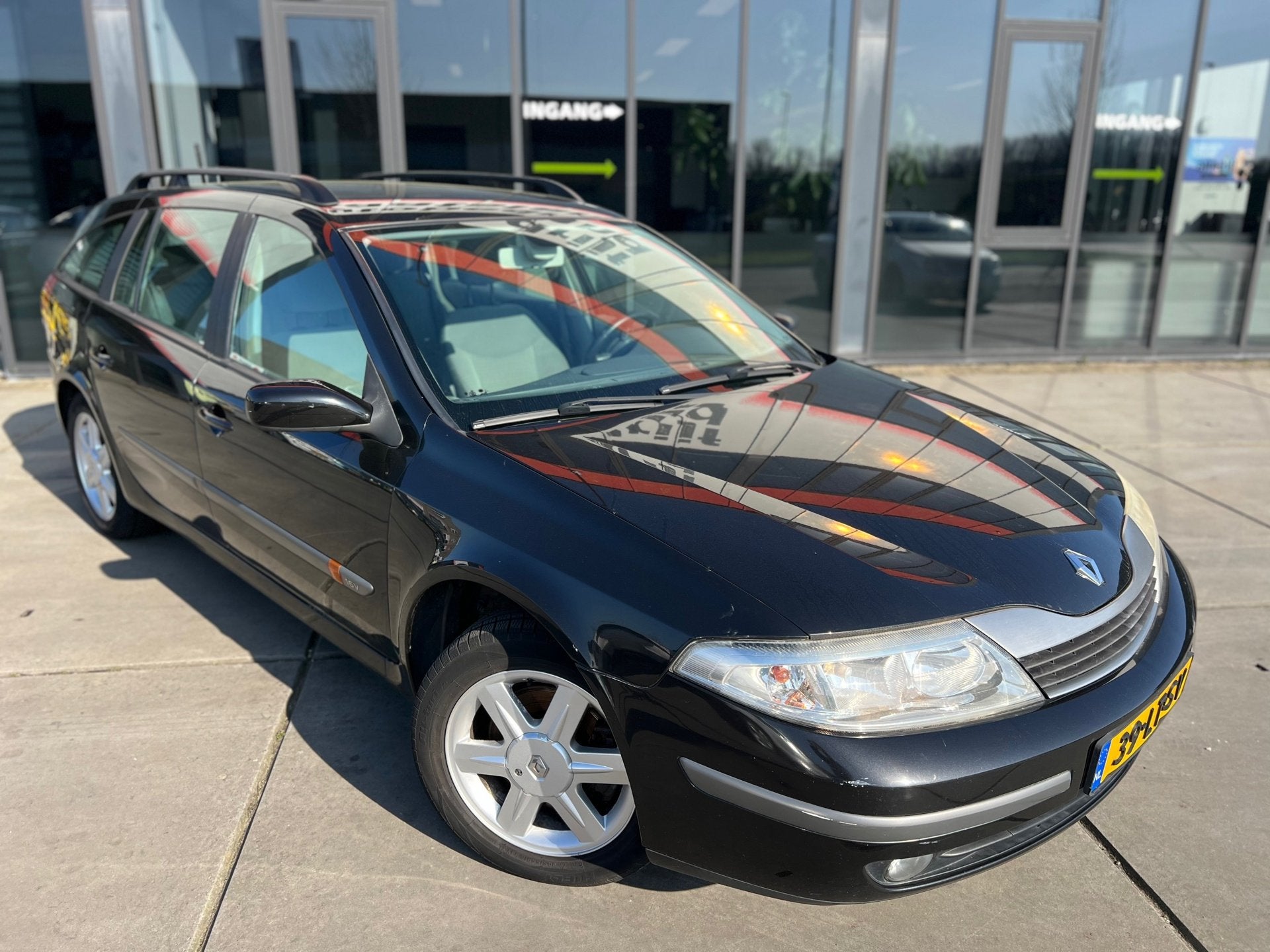 Renault Laguna Grand Tour 1.6-16V Authentique - Airco - Crui, Laguna, Stof, Zwart, 4 cilinders