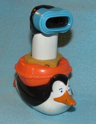1 EURO OF GRATIS Madagascar pinguin Happy Meal 2010, Ophalen, Zo goed als nieuw, Film, Actiefiguur of Pop