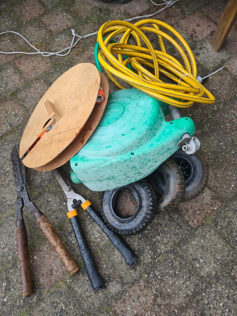 Diverse tuinspullen gratis af te halen, Tuin en Terras, Hand-tuingereedschap, Ophalen of Verzenden, Gebruikt, Overige soorten