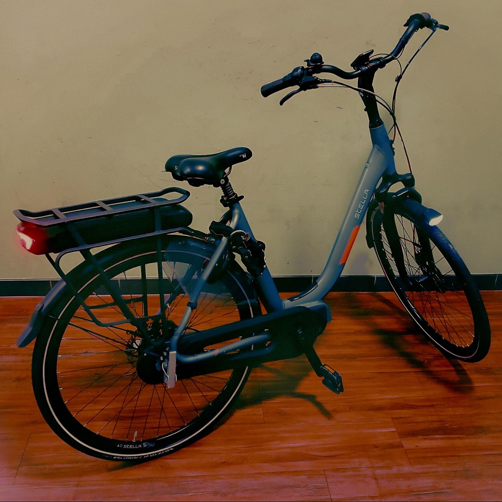 Elektrische fiets | Stella | E-bike | 500WATT Shimano pakket, Zo goed als nieuw, 50 km per accu of meer, 55 tot 59 cm, Ophalen