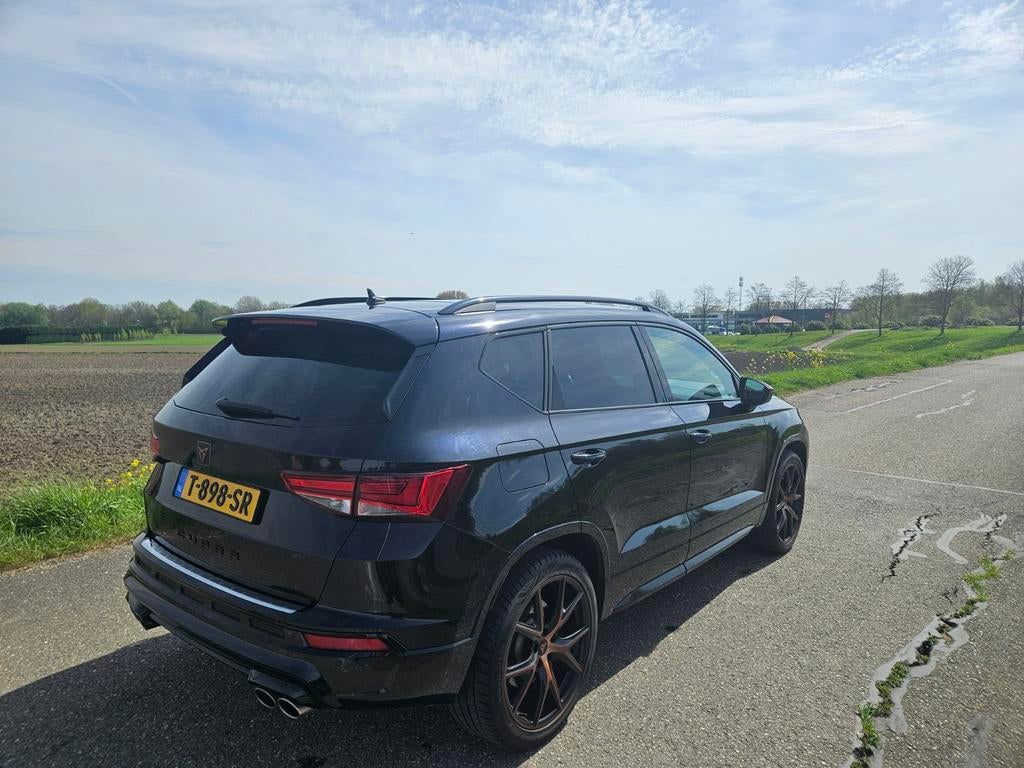 CUPRA ATECA 2.0 4DRIVE 400PK/BREMBO/KUIPSTL/360/PAN/BEAT/TRK, Auto's, Automaat, Zwart, 4 cilinders, Zwart
