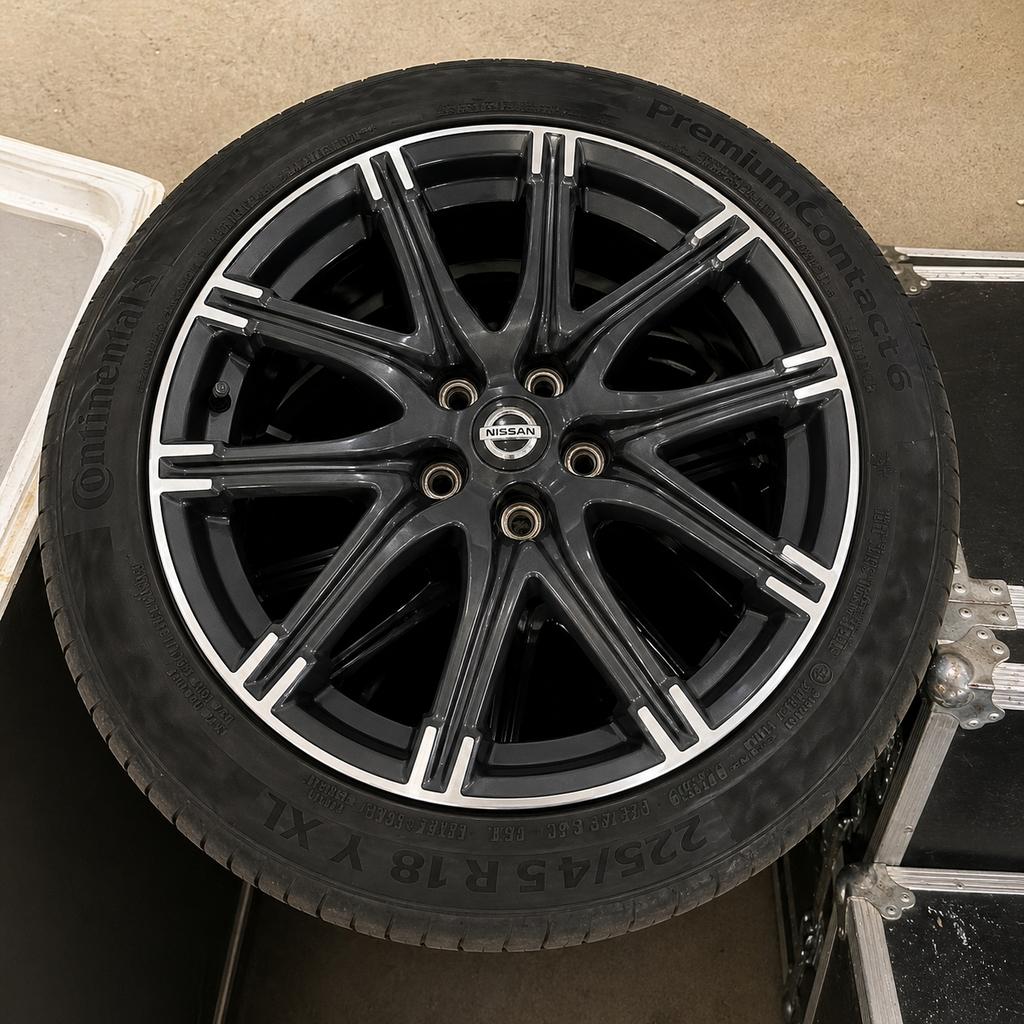 Nissan Juke Nismo velgen 18 inch + Continentalbanden, Ophalen