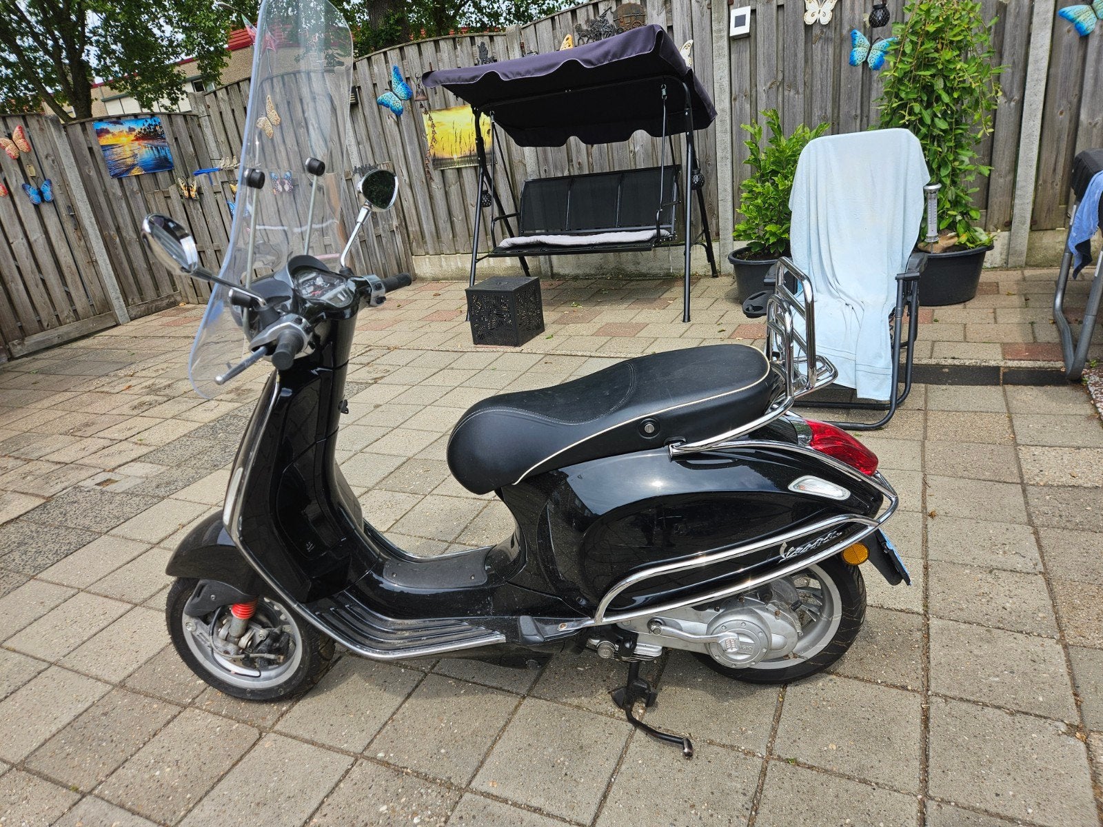 Vespa Sprint 2017 - Zwart - Goed onderhouden, Ophalen, Benzine