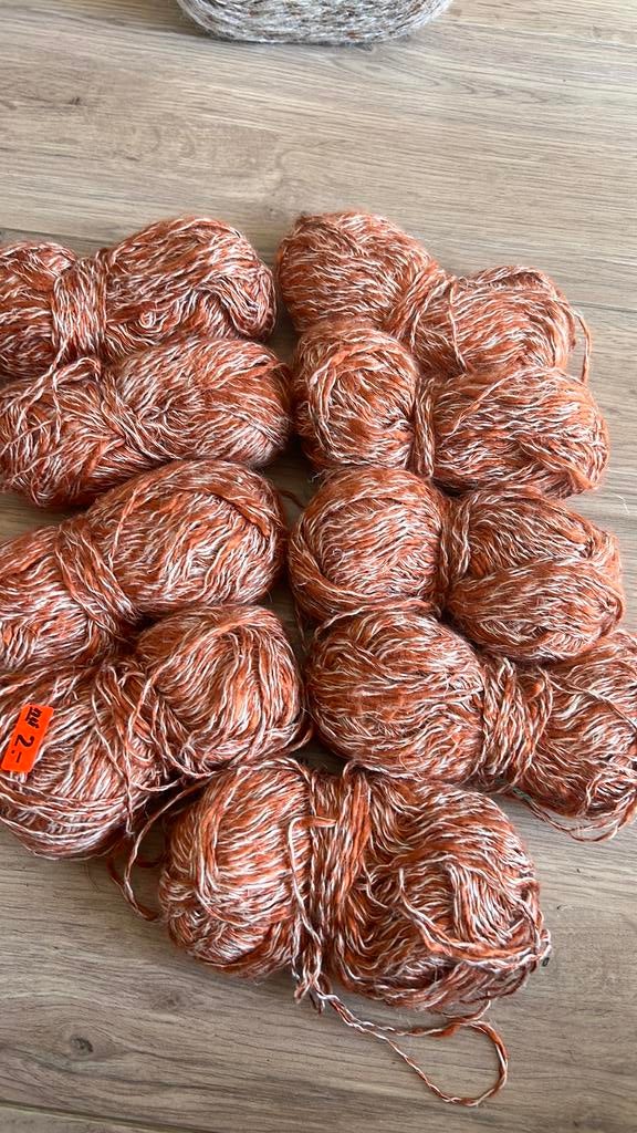 Oranje wit draad wol wollen 9 bollen, Breien of Haken, Nieuw, Ophalen of Verzenden, X
