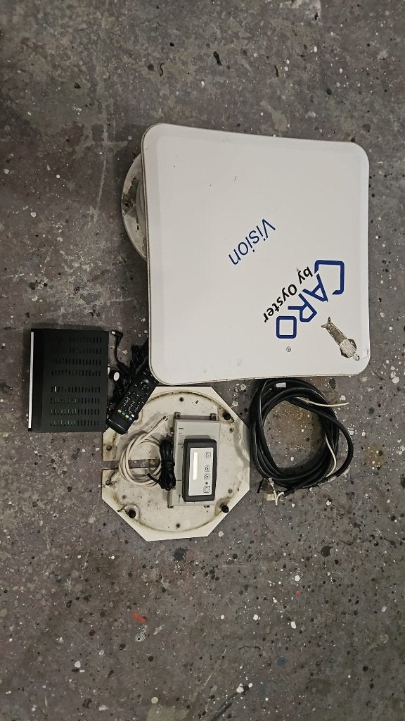Oyster Caro automatische schotel, Watersport en Boten, Ophalen, Gebruikt, Neureutstraße 9 Keltern, Ten-Haaft