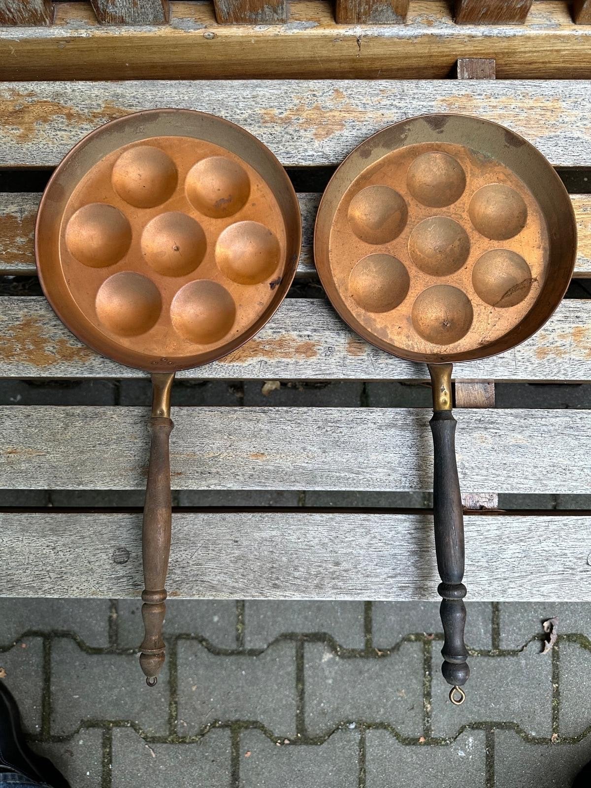 Antieke koperen poffertjespannen (set van 2), Antiek en Kunst, Ophalen of Verzenden, Koper