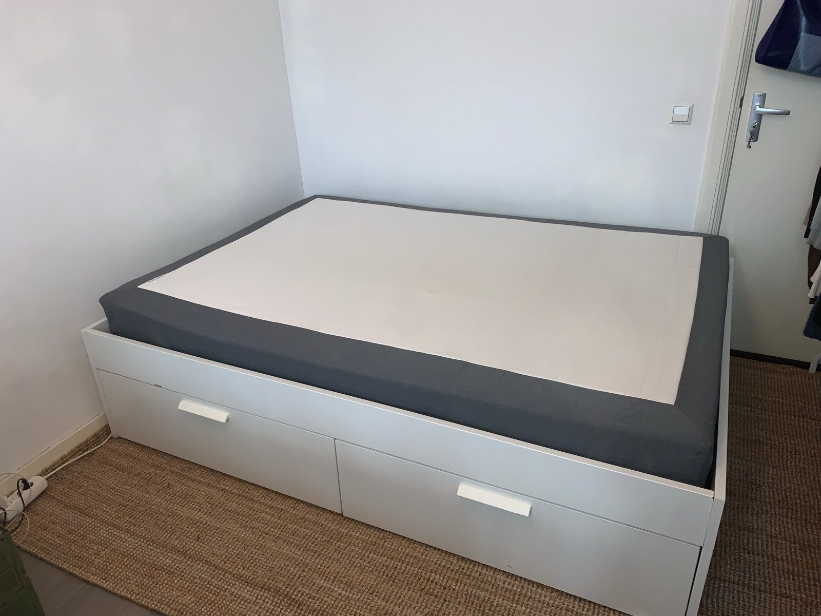 IKEA BRIMNES Boxspring met lades - 140x200 cm, Ophalen, Gebruikt, Wit, Tweepersoons