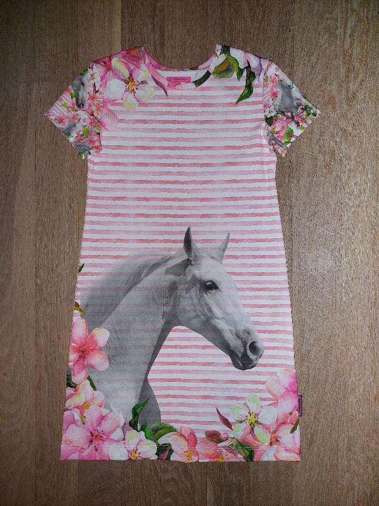 maat 134-140 nieuw zomer jurkje paarden, Kinderen en Baby's, Kinderkleding | Maat 134, Meisje, ., Nieuw, Ophalen of Verzenden